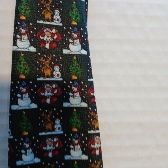 2 Christmas Tie's Unbranded 100% Polyester, Made in Korea. - Picture 3 of 10